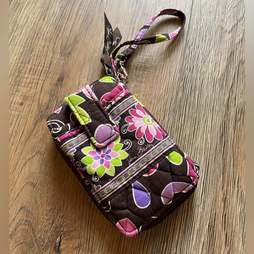Vera Bradley Retired Pattern Purple Punch Spring 2009 Zippered Wallet Wristlet